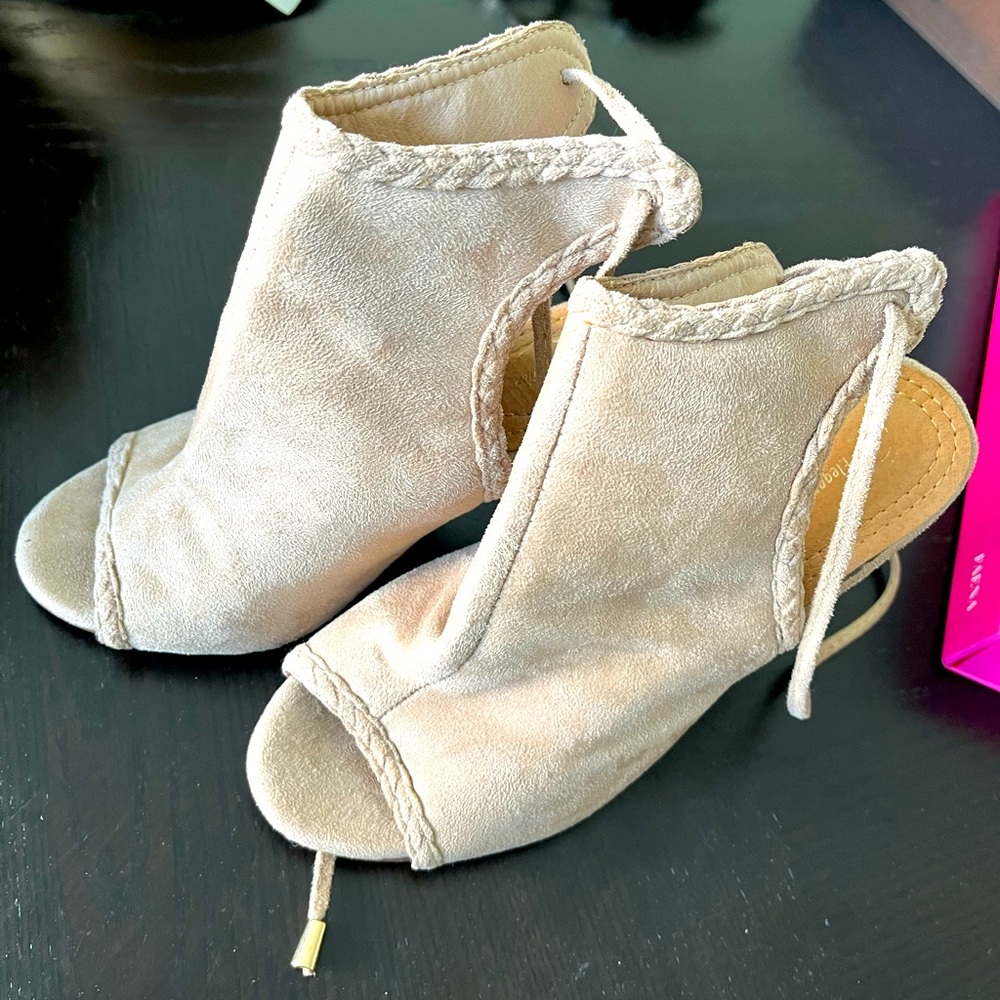 Reverse leather high heel bootie size 6